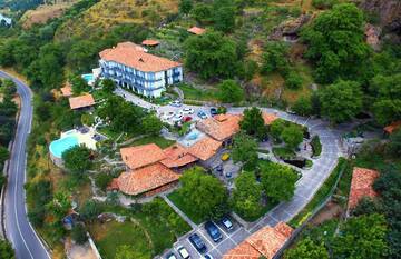 Фото Отель Vardzia Resort г. Вардзиа 1