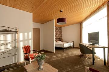 Фото номера Полулюкс (для 4 взрослых) Отель Vardzia Resort г. Вардзиа 4